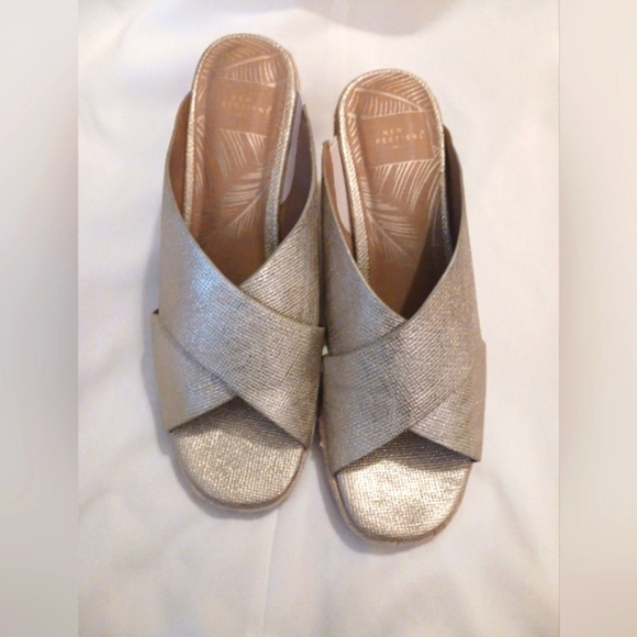 New Direction Soft Gold Espadrille Wedge Heel Shoes - Picture 2 of 7